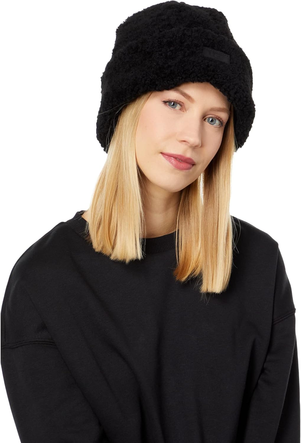 Женская шапка-манжет из овчины UGG Curly, Black
Женская шапка-манжет из овчины UGG Curly, Black