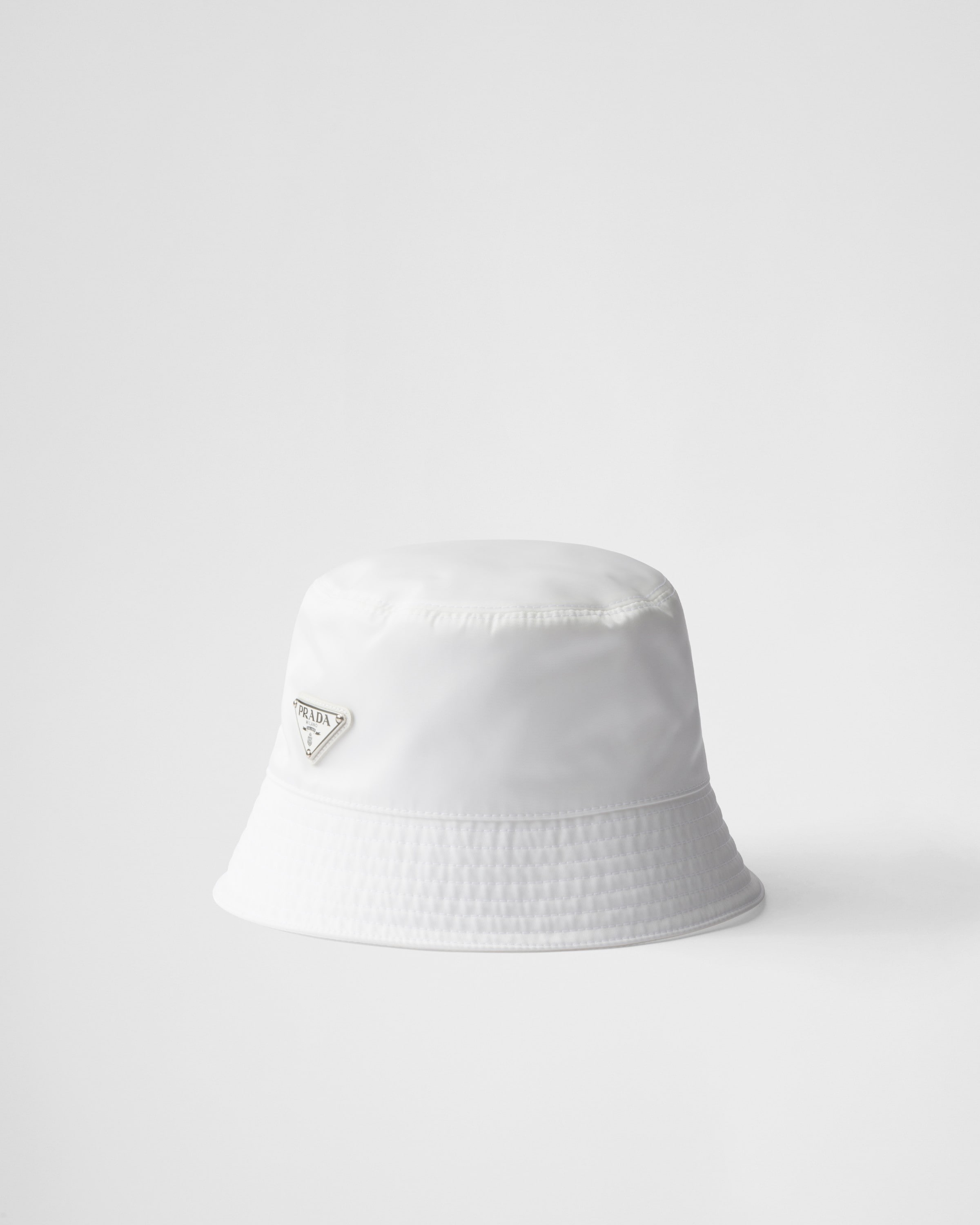 Панама из Re-Nylon Prada, белый
Панама из Re-Nylon Prada, белый