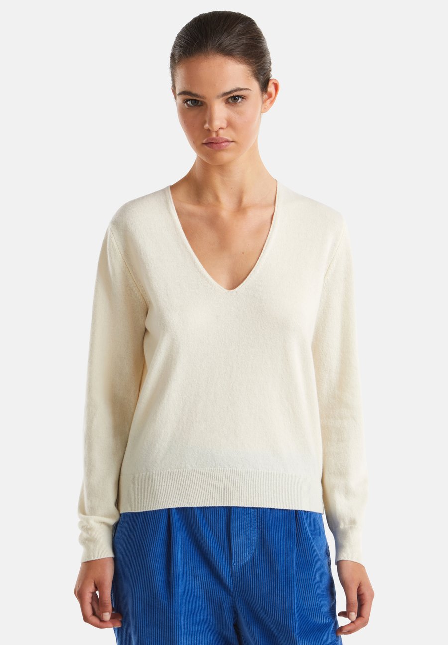 Джемпер United Colors of Benetton V-NECK, White
Джемпер United Colors of Benetton V-NECK, White