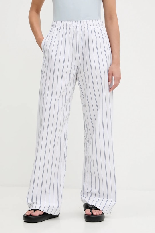 Хлопковые брюки Abercrombie & Fitch, белый
Хлопковые брюки Abercrombie & Fitch, белый