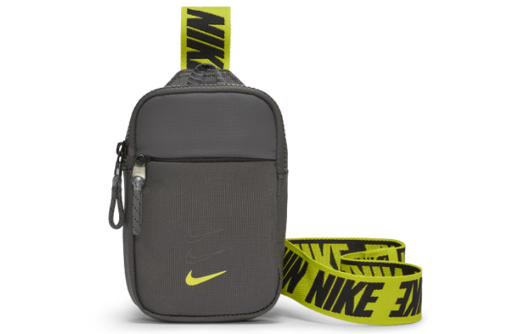 Nike Полиэстеровый поясной рюкзак
Nike Полиэстеровый поясной рюкзак