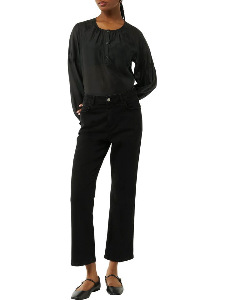 Comma Черная блузка
Comma Черная блузка