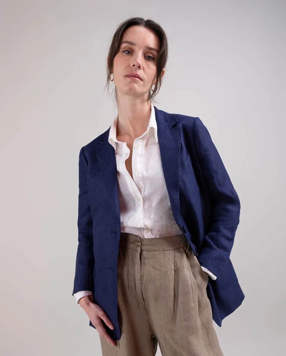 Приталенный женский блейзер из гладкого льна El Ganso, тёмно-синий
Приталенный женский блейзер из гладкого льна El Ganso, тёмно-синий