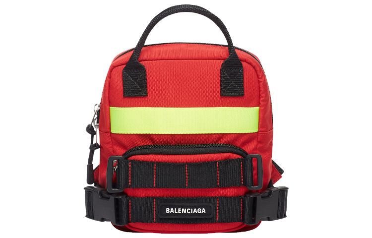 Переработанный нейлоновый ручной рюкзак мужской красно-черный Balenciaga
Переработанный нейлоновый ручной рюкзак мужской красно-черный Balenciaga