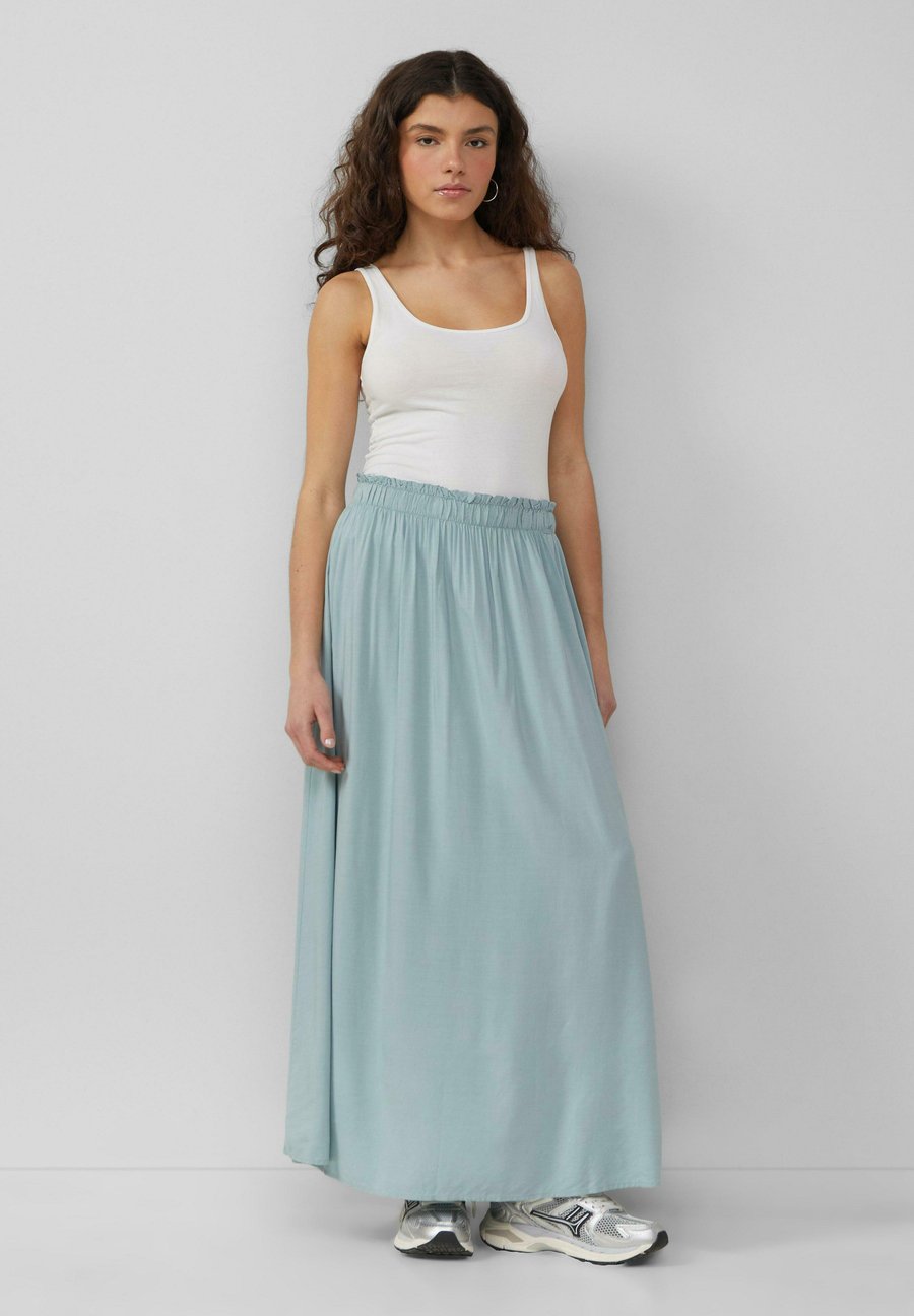 Юбка QS Maxi skirt, Salbeigrün/Green
Юбка QS Maxi skirt, Salbeigrün/Green