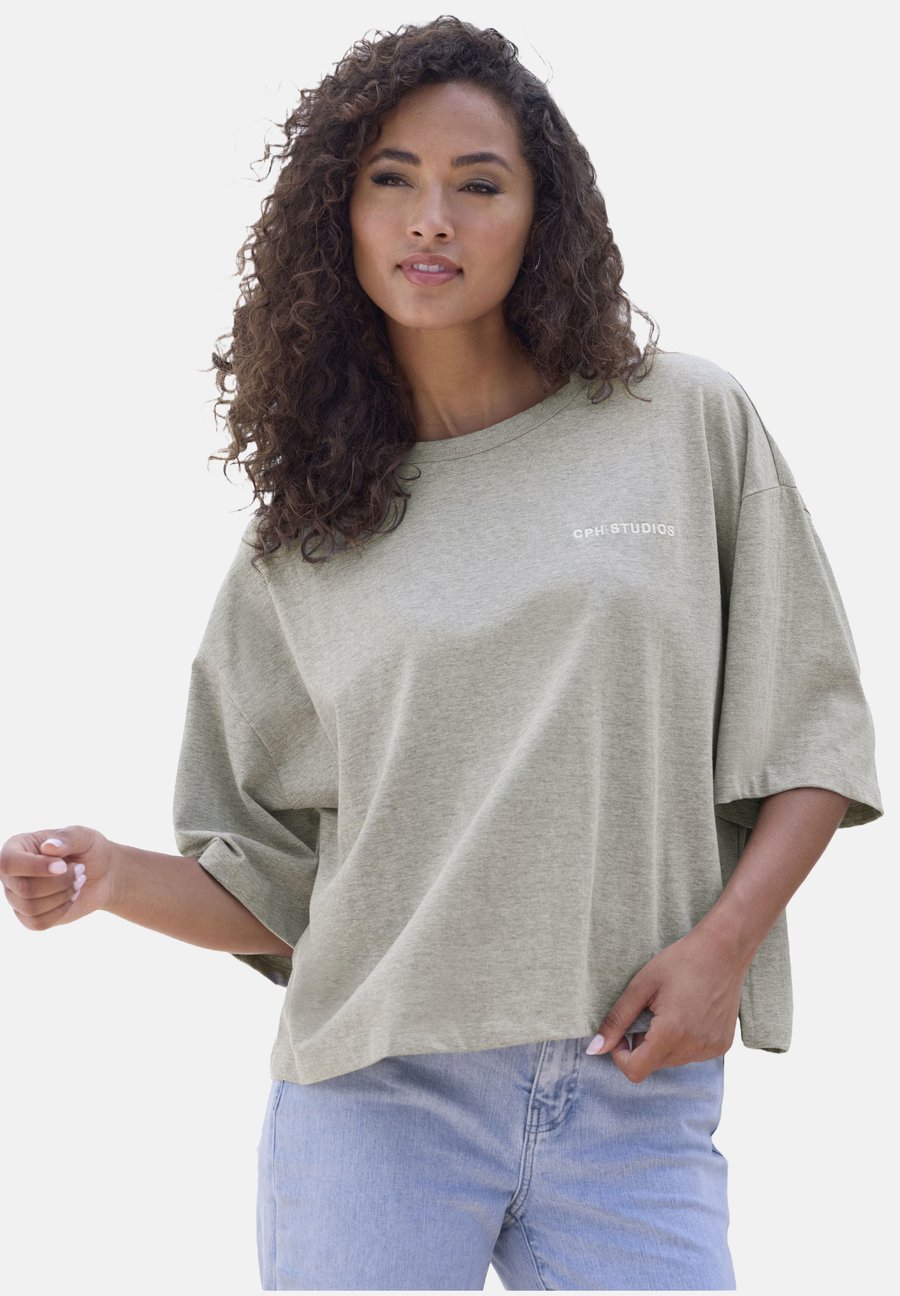 Футболка Copenhagen Studios Basic T-shirt, Grey Melange/Grey, Серый, Футболка Copenhagen Studios Basic T-shirt, Grey Melange/Grey
Футболка Copenhagen Studios Basic T-shirt, Grey Melange/Grey, Серый, Футболка Copenhagen Studios Basic T-shirt, Grey Melange/Grey