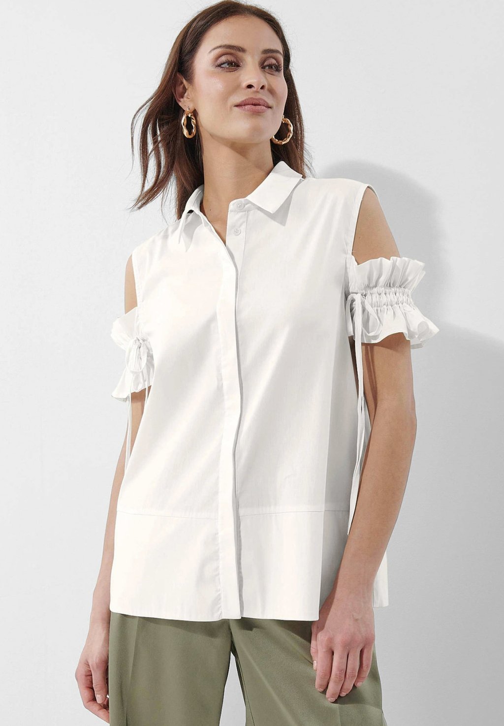 Блузка на пуговицах Alba Moda, кремовый
Блузка на пуговицах Alba Moda, кремовый