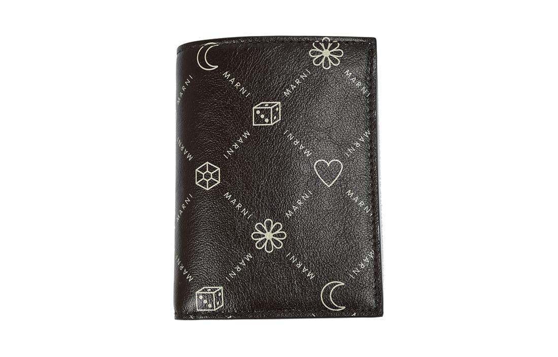 Женский бумажник из телячьей кожи черный MARNI
Женский бумажник из телячьей кожи черный MARNI
