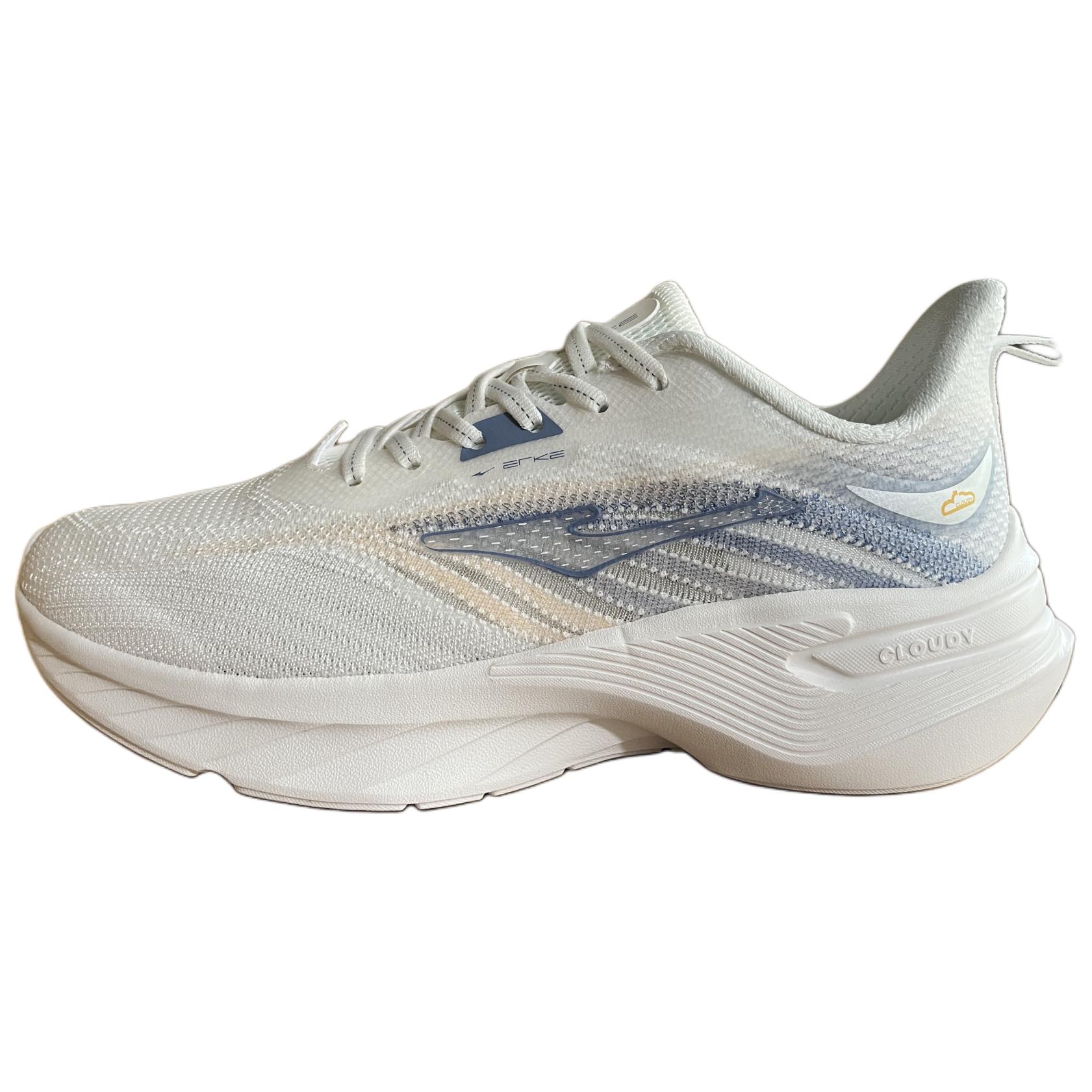 Erke Мужские низкие беговые кроссовки бело-голубые - микрокристаллический белый/приглушенный голубой, цвет Microcrystal White/Dusty Blue
Erke Мужские низкие беговые кроссовки бело-голубые - микрокристаллический белый/приглушенный голубой, цвет Microcrystal White/Dusty Blue