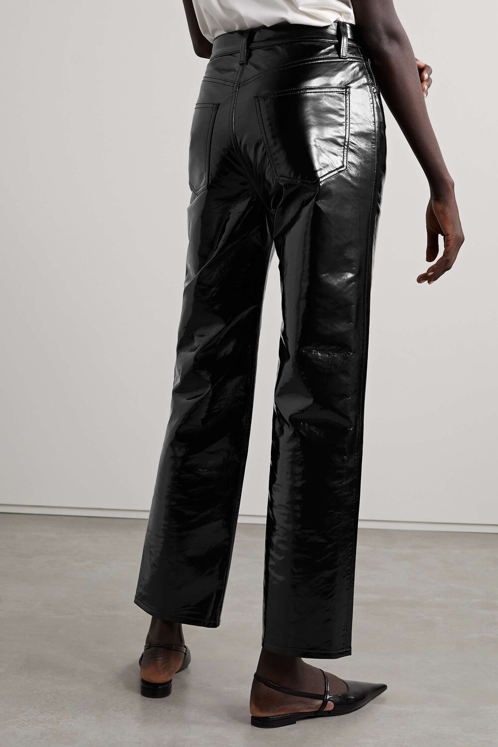 AGOLDE брюки прямого кроя из смесовой лакированной кожи в стиле 90-х с Pinch Waist, черный
AGOLDE брюки прямого кроя из смесовой лакированной кожи в стиле 90-х с Pinch Waist, черный