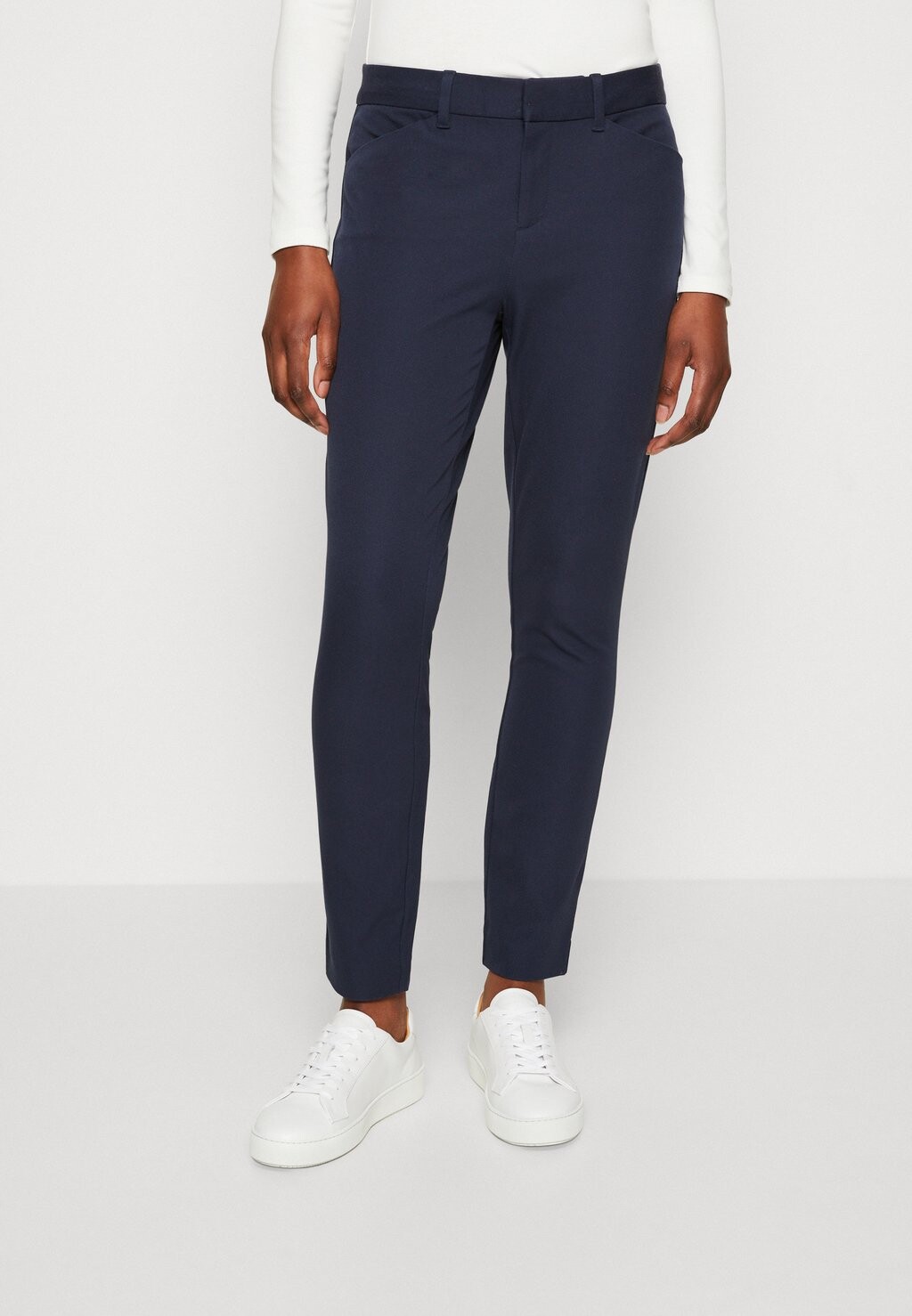 Брюки SKINNY ANKLE GAP, настоящий индиго
Брюки SKINNY ANKLE GAP, настоящий индиго