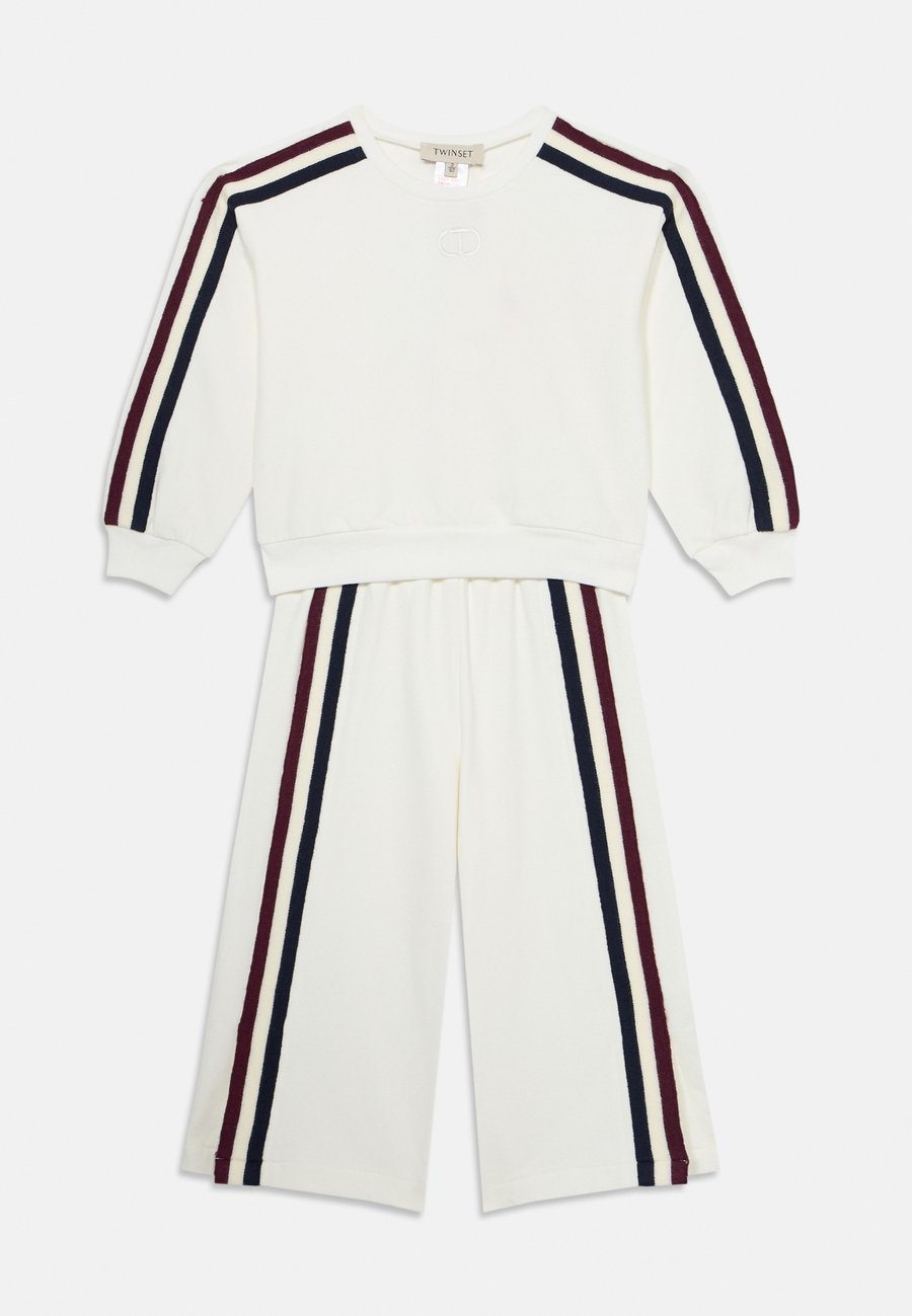 Толстовка TWINSET SET, Milk/White
Толстовка TWINSET SET, Milk/White
