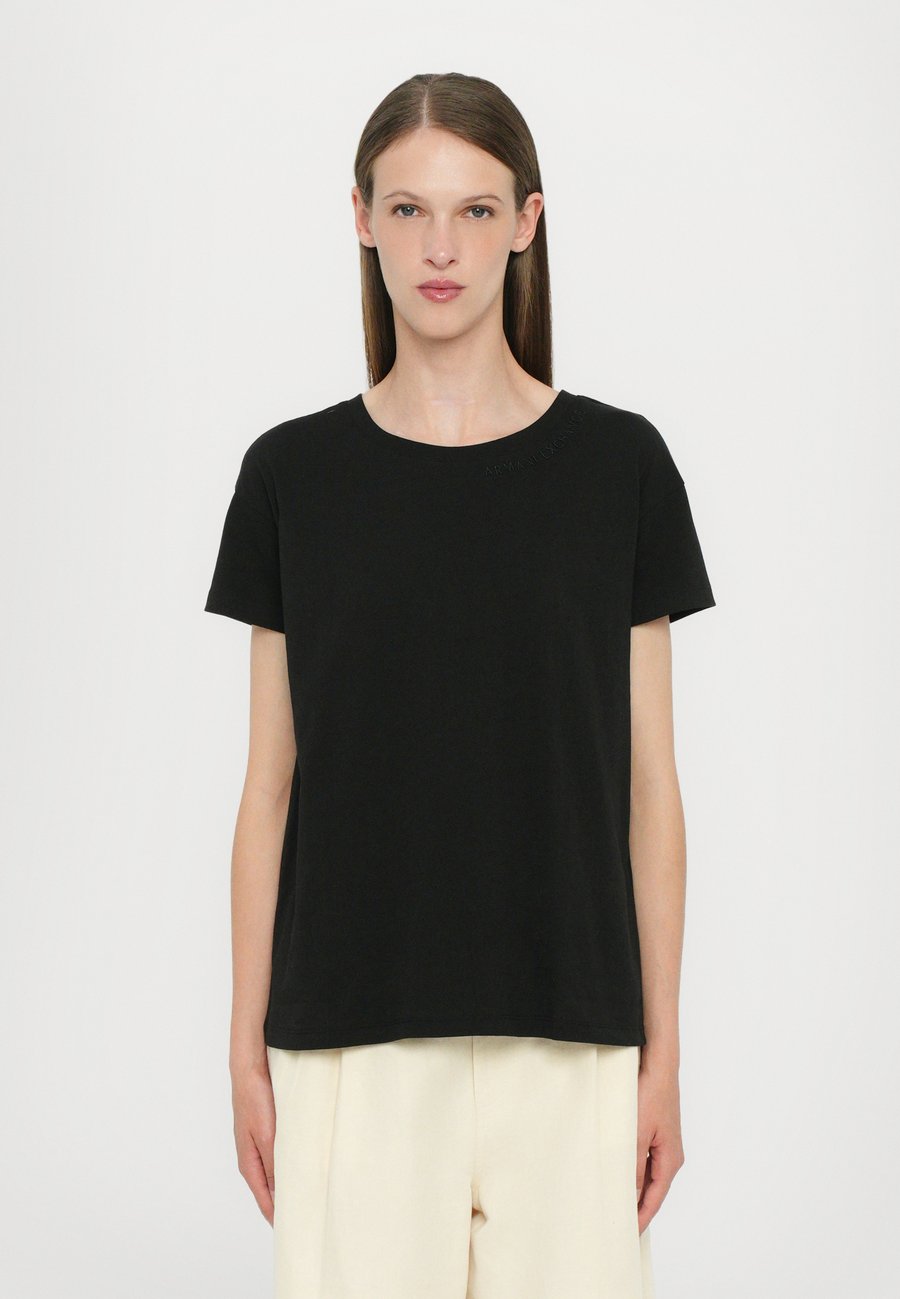 Футболка Armani Exchange Basic T-shirt, Black, Черный, Футболка Armani Exchange Basic T-shirt, Black
Футболка Armani Exchange Basic T-shirt, Black, Черный, Футболка Armani Exchange Basic T-shirt, Black