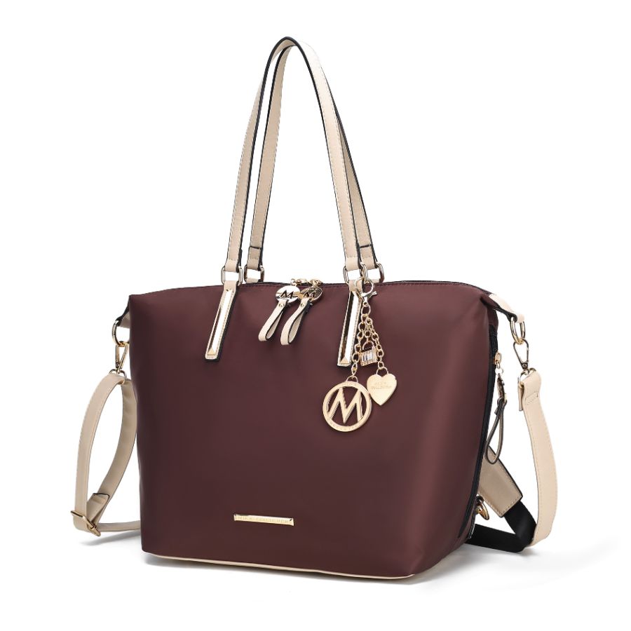 Лейла солидная сумка-тоут + рюкзак MKF Collection By Mia K., слоновая кость
Лейла солидная сумка-тоут + рюкзак MKF Collection By Mia K., слоновая кость