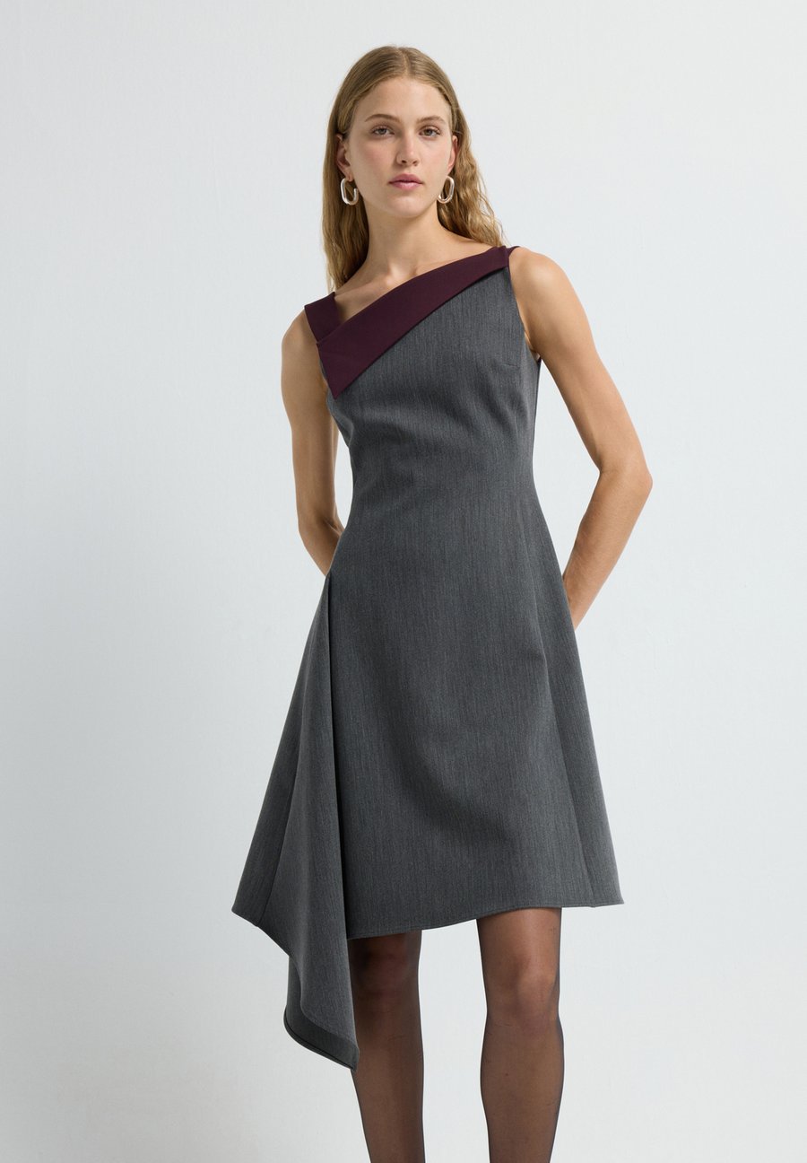 Платье adL Day dress, Anthracite
Платье adL Day dress, Anthracite