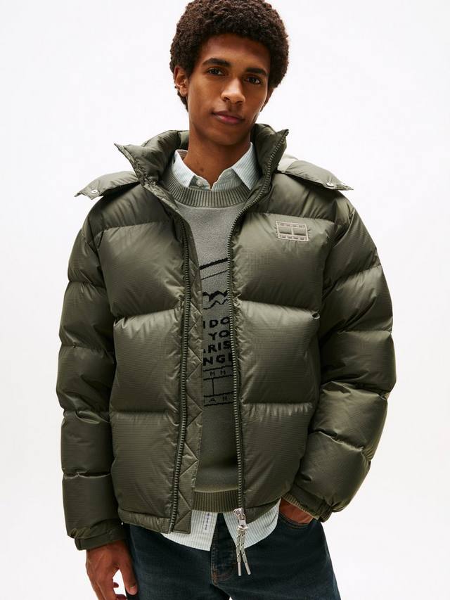 Tommy Jeans водонепроницаемая куртка-пуховик Alaska из ткани рипстоп Tommy Hilfiger, Pewter Green
Tommy Jeans водонепроницаемая куртка-пуховик Alaska из ткани рипстоп Tommy Hilfiger, Pewter Green