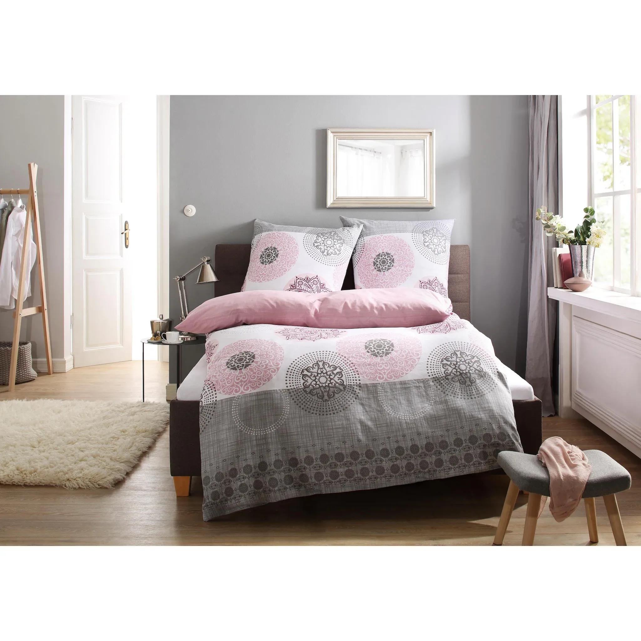 Мое домашнее постельное белье «Tesso» в восточном дизайне, PolyCotton, Linon и Biber (фланель из 100% хлопка), поддерживает инициативу «Сделано в Африке», сертифицировано Made in Green My Home, розовый/серый
Мое домашнее постельное белье «Tesso» в восточном дизайне, PolyCotton, Linon и Biber (фланель из 100% хлопка), поддерживает инициативу «Сделано в Африке», сертифицировано Made in Green My Home, розовый/серый