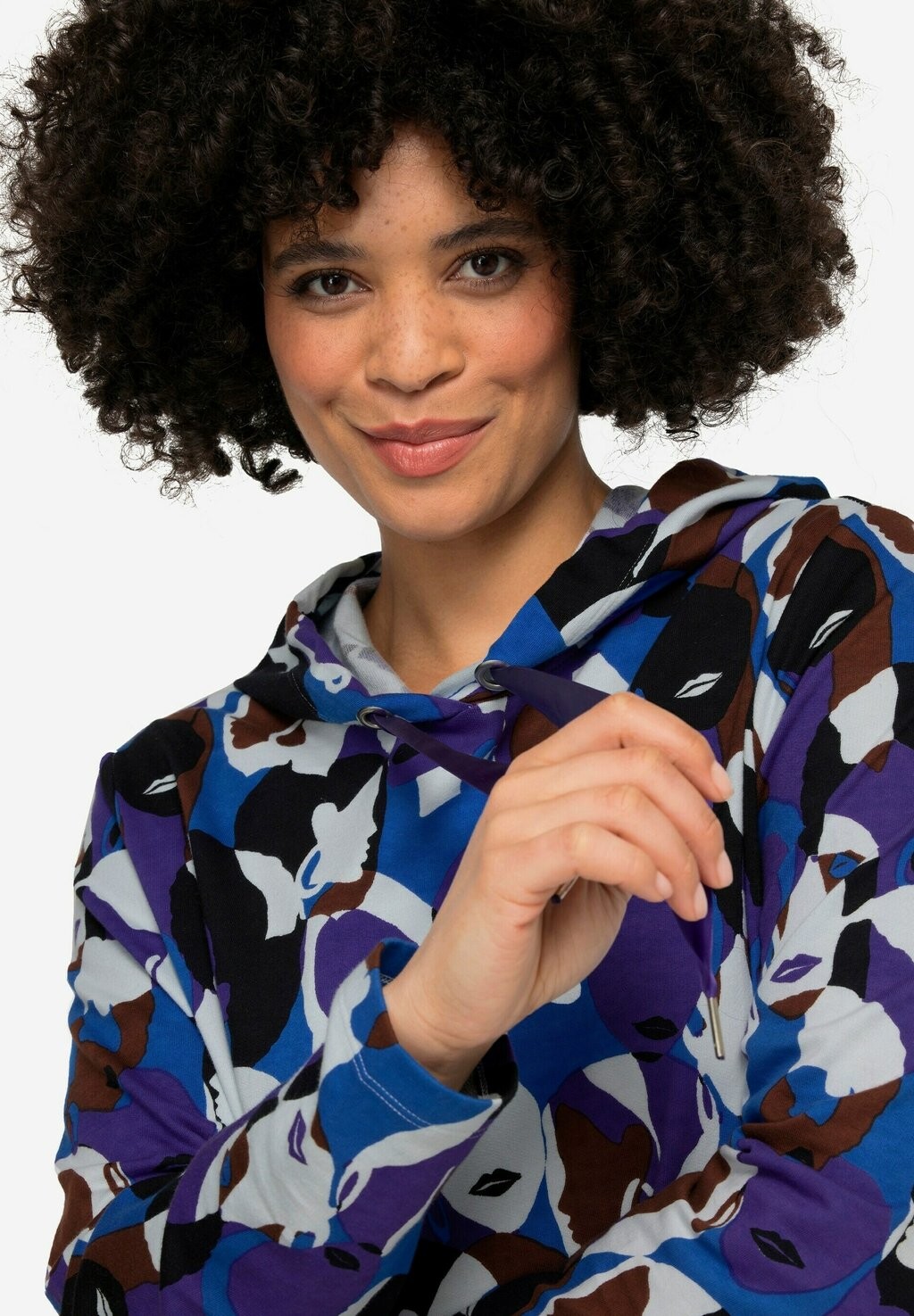 Толстовка с капюшоном GESICHTER DRUCK LANGARM Angel of Style, синий
Толстовка с капюшоном GESICHTER DRUCK LANGARM Angel of Style, синий