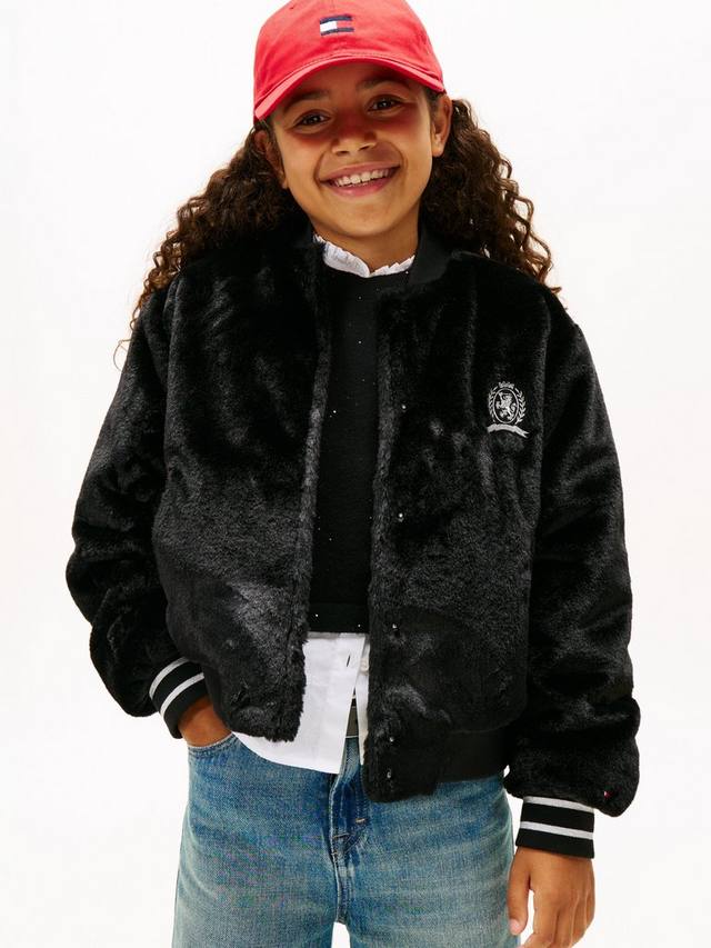 Детская куртка-бомбер из искусственного меха Tommy Hilfiger, Black
Детская куртка-бомбер из искусственного меха Tommy Hilfiger, Black