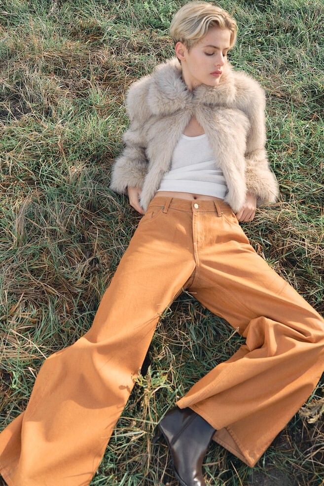 Широкие брюки с покрытием H&M, коричневый
Широкие брюки с покрытием H&M, коричневый