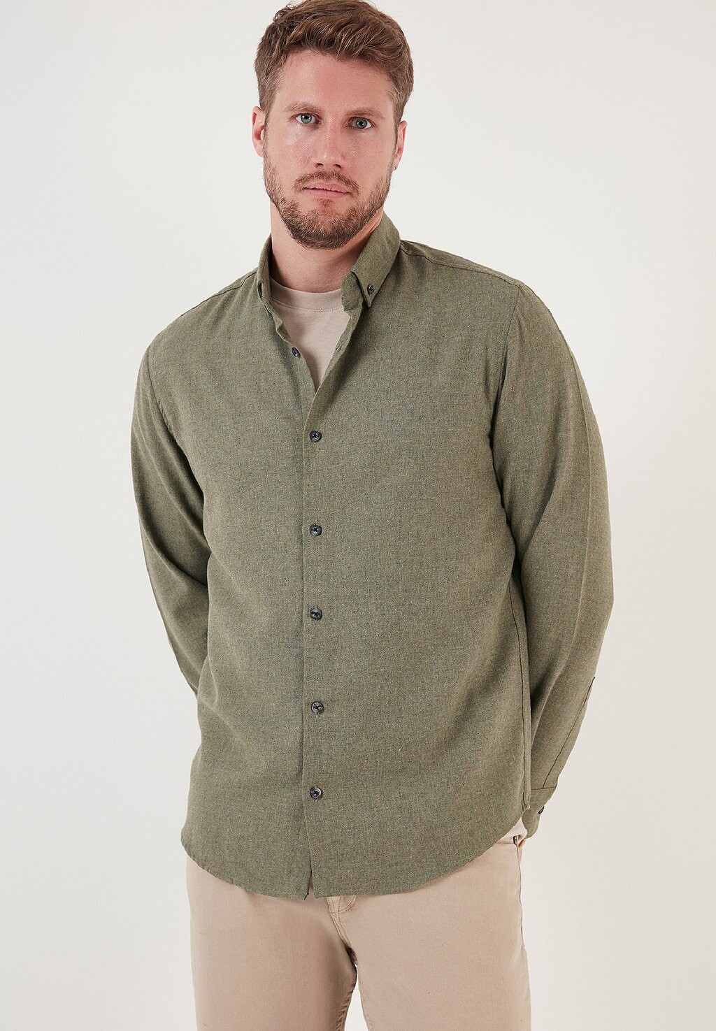 Рубашка REGULAR FIT Buratti, цвет khaki
Рубашка REGULAR FIT Buratti, цвет khaki