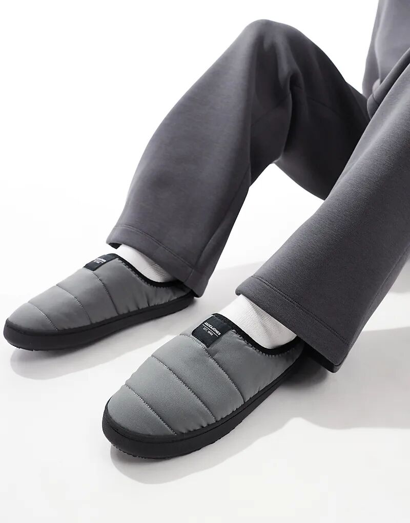 Мягкие тапочки-мюли светло-серого цвета Jack & Jones
Мягкие тапочки-мюли светло-серого цвета Jack & Jones