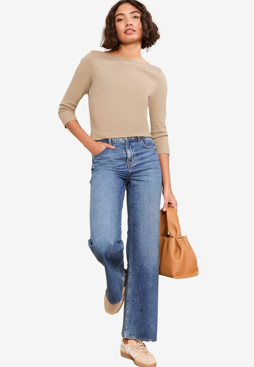 Топ с длинными рукавами REGULAR FIT 3/4 SLEEVE BOAT NECK Friends Like These, бежевый
Топ с длинными рукавами REGULAR FIT 3/4 SLEEVE BOAT NECK Friends Like These, бежевый