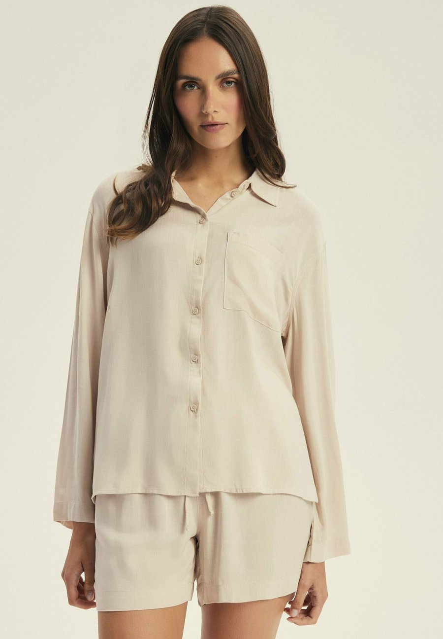 Пижамный комплект ESOTIQ CORENSO SET, Sand
Пижамный комплект ESOTIQ CORENSO SET, Sand