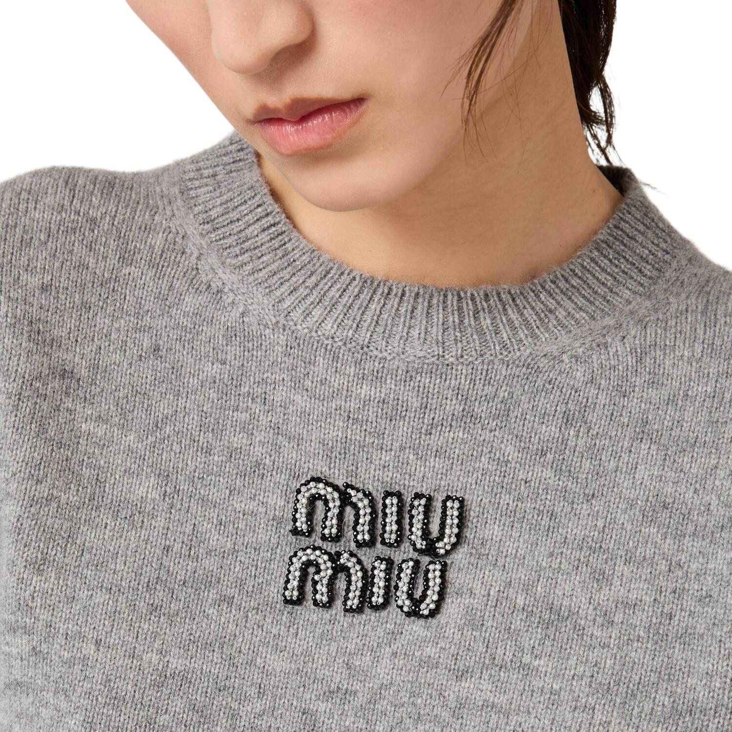 Свитер из кашемира MIU MIU серый женский
Свитер из кашемира MIU MIU серый женский