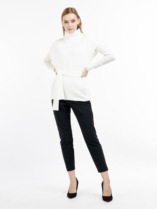 Вяжем пончо Dreimaster, экрю
Вяжем пончо Dreimaster, экрю