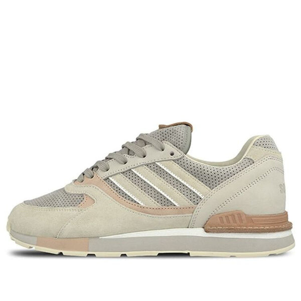 Кроссовки solebox x quesence 'italian leathers pack' Adidas, бежевый
Кроссовки solebox x quesence 'italian leathers pack' Adidas, бежевый