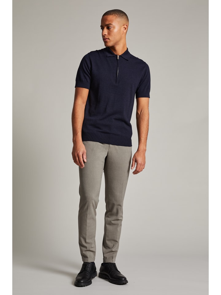 Вязаный свитер MAPolo прямого кроя, темно-синего меланжевого цвета Matinique
Вязаный свитер MAPolo прямого кроя, темно-синего меланжевого цвета Matinique