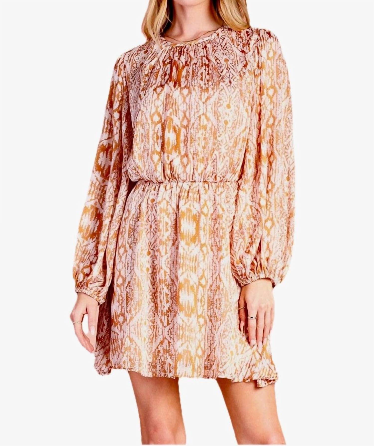 Богемное мини-платье из шифона с люрексом в горчичном цвете Tyche, Mustard
Богемное мини-платье из шифона с люрексом в горчичном цвете Tyche, Mustard