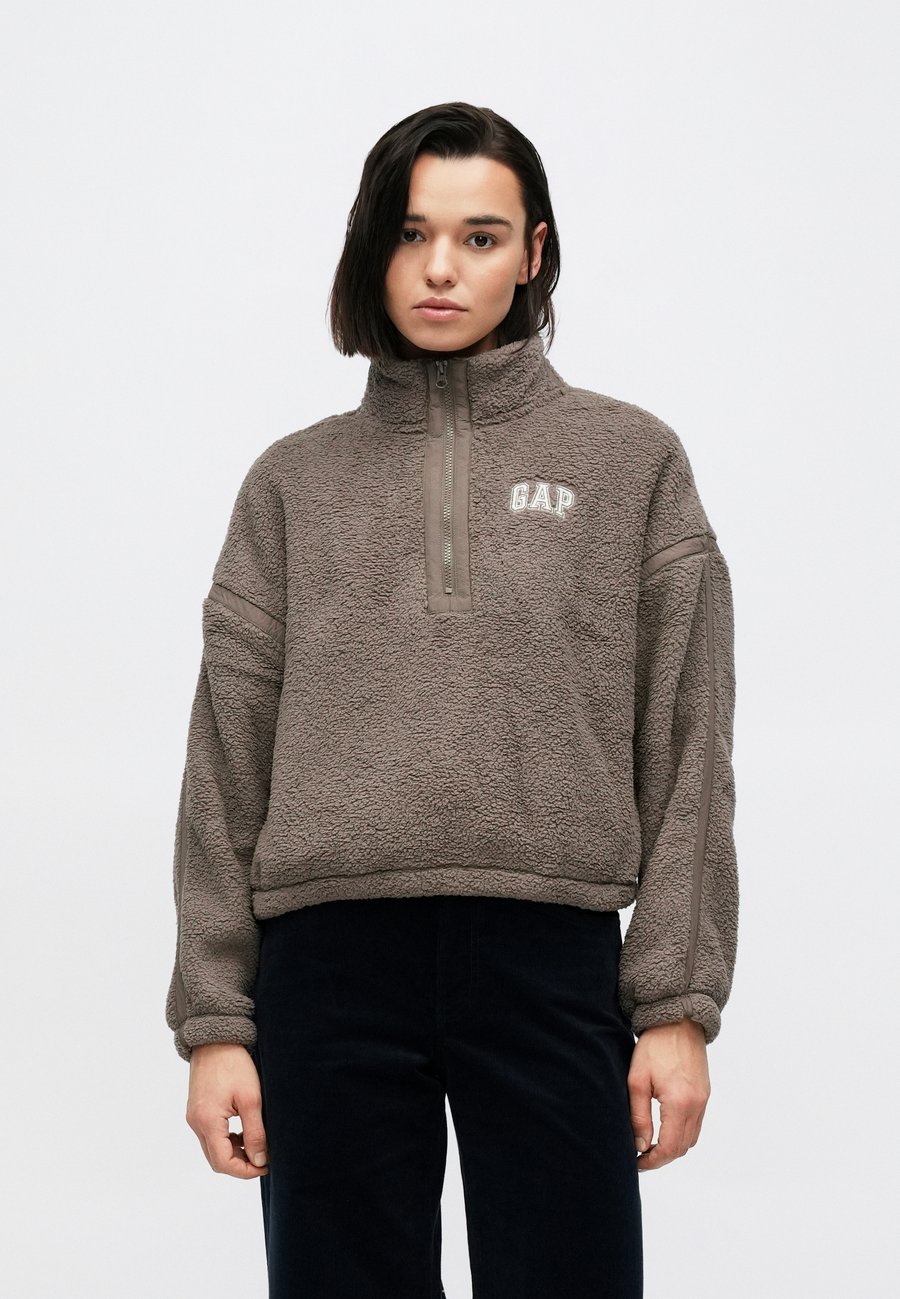 Джемпер GAP LOGO, Plymouth Rock/Grey
Джемпер GAP LOGO, Plymouth Rock/Grey