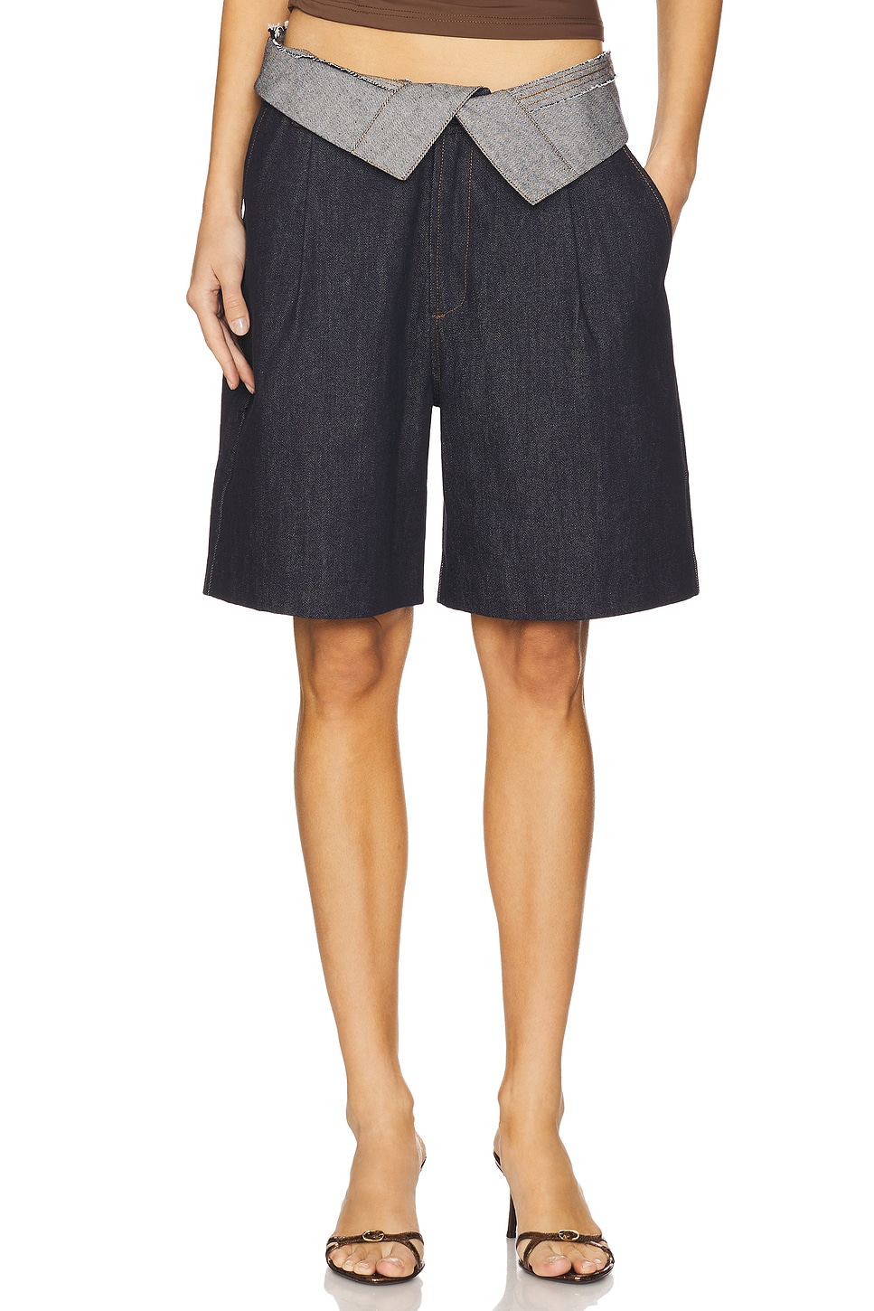 Шорты Lily от Osis Studio, denim
Шорты Lily от Osis Studio, denim