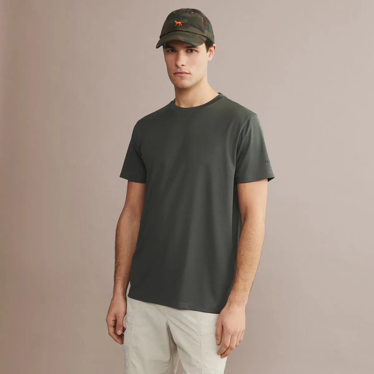 Мужская базовая техническая футболка с коротким рукавом Verhunt, зеленый
Мужская базовая техническая футболка с коротким рукавом Verhunt, зеленый