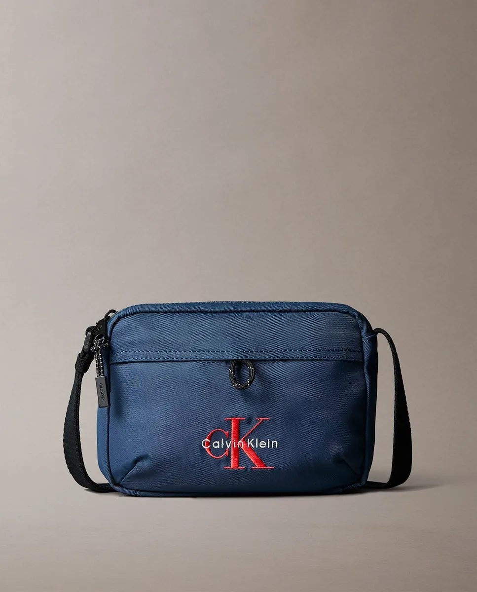 Мужская сумка через плечо с логотипом Calvin Klein Jeans, синий
Мужская сумка через плечо с логотипом Calvin Klein Jeans, синий