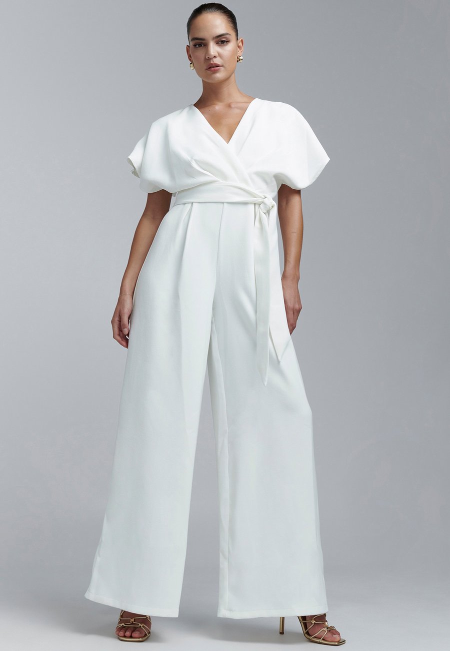 Комбинезон BWLDR SHANA, White
Комбинезон BWLDR SHANA, White