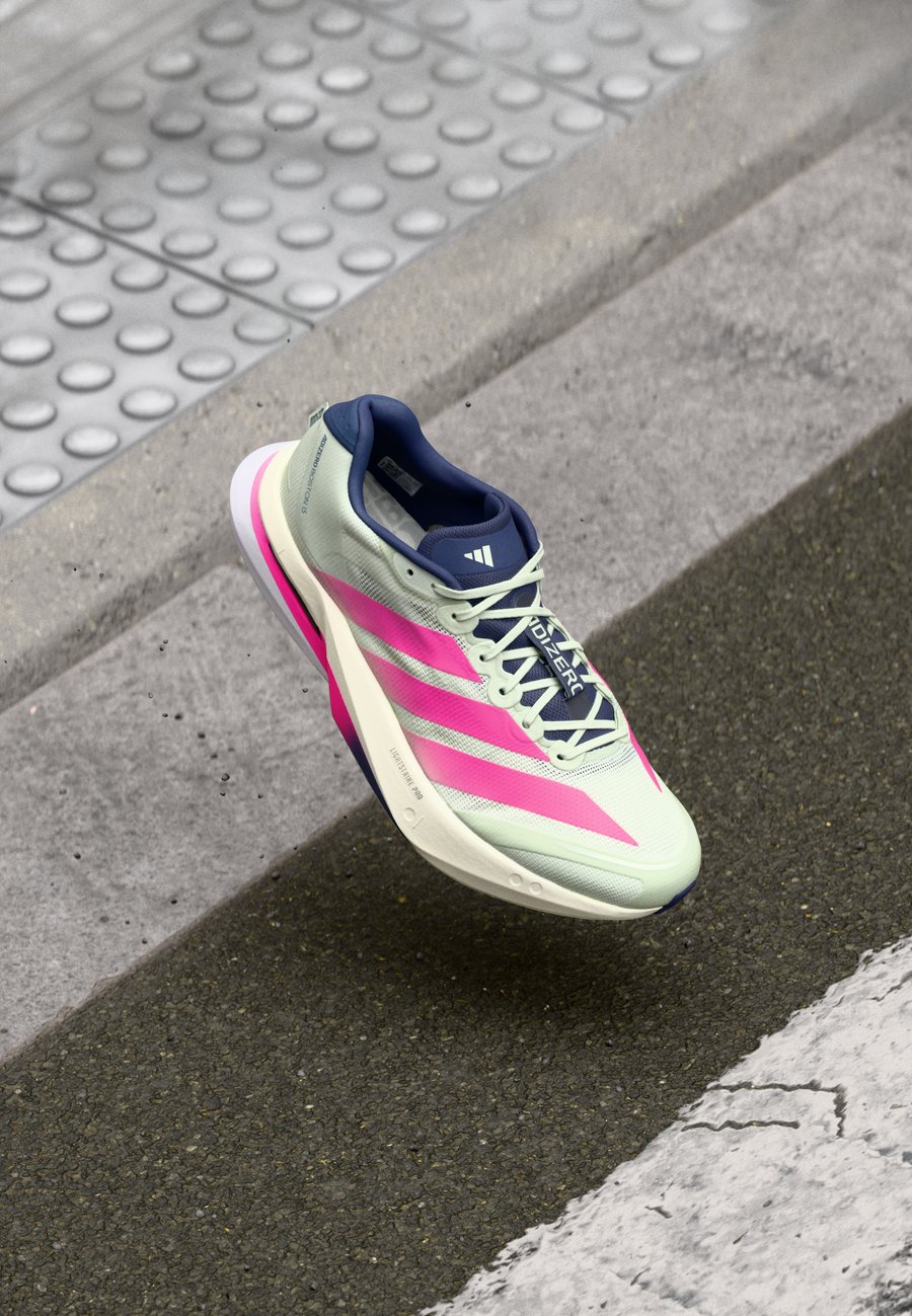 Кроссовки Adidas Performance ADIZERO BOSTON 13, Linen Green/Shock Pink/Dark Blue/Light Green
Кроссовки Adidas Performance ADIZERO BOSTON 13, Linen Green/Shock Pink/Dark Blue/Light Green