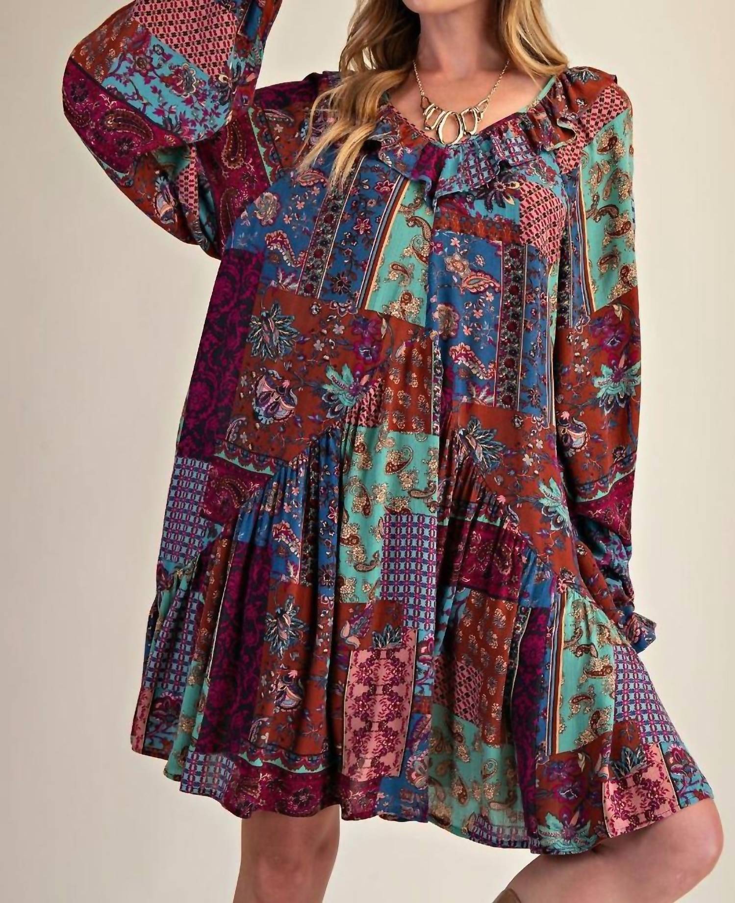 Мини-платье с принтом в стиле пэчворк, разноцветное Easel, Multi
Мини-платье с принтом в стиле пэчворк, разноцветное Easel, Multi