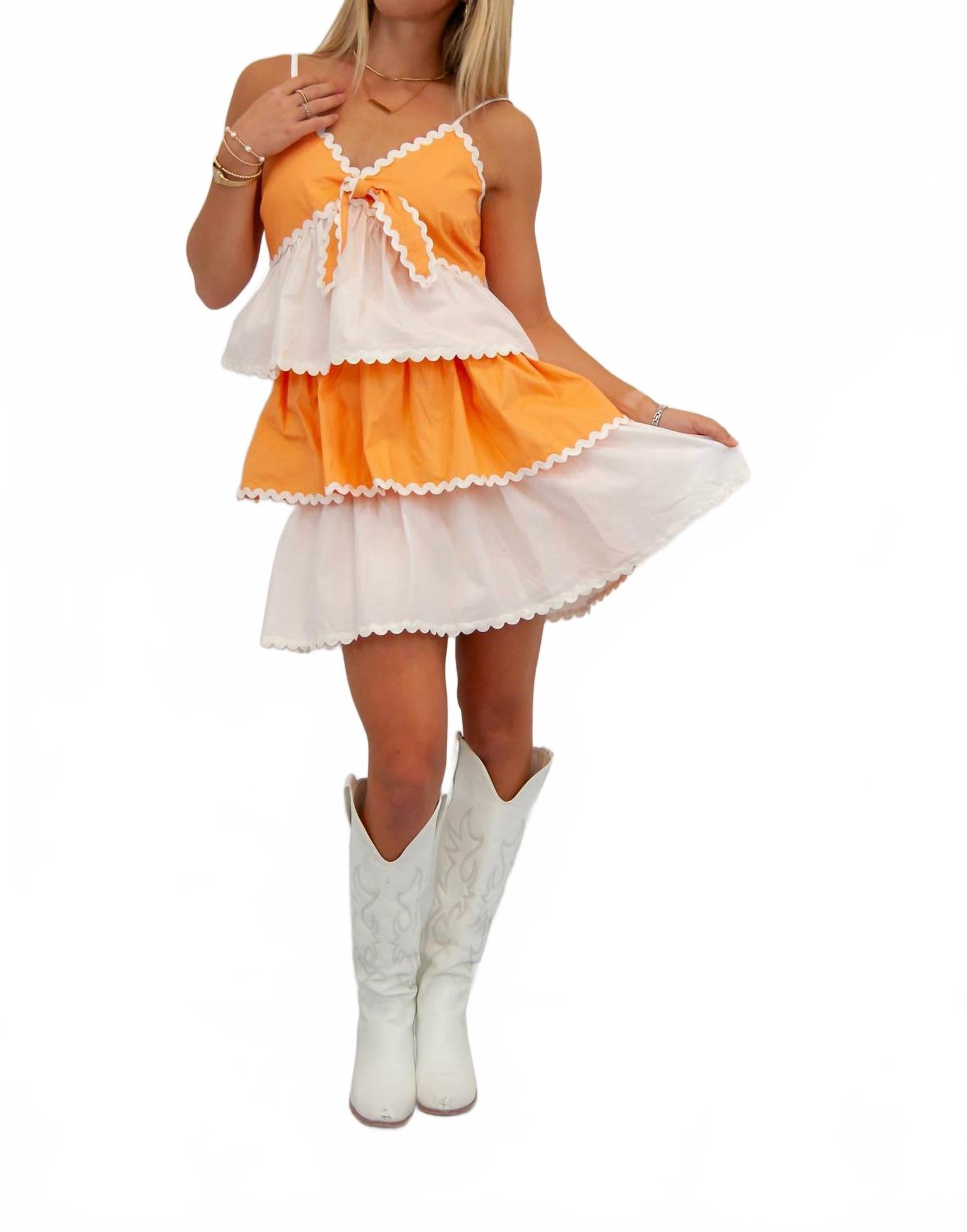 Платье с контрастной многослойной отделкой в разноцветном исполнении Peach Love, мультиколор
Платье с контрастной многослойной отделкой в разноцветном исполнении Peach Love, мультиколор