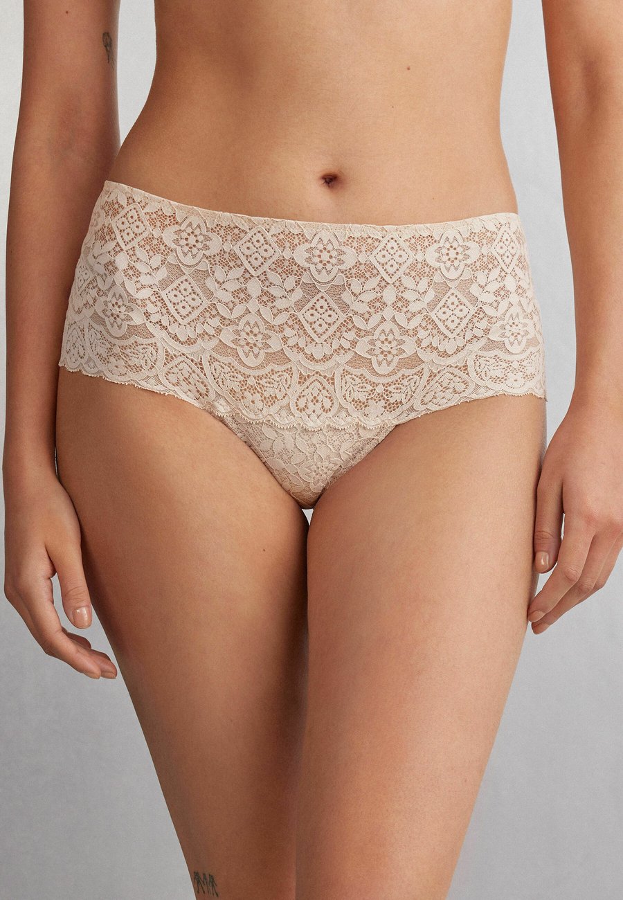 Брифы Intimissimi Briefs, Natural/Beige
Брифы Intimissimi Briefs, Natural/Beige