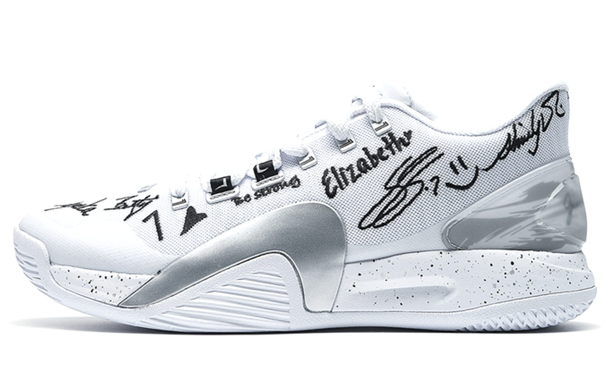 XTEP Лин генерация амортизирующие износостойкие низкие баскетбольные кроссовки мужские белый черный
XTEP Лин генерация амортизирующие износостойкие низкие баскетбольные кроссовки мужские белый черный