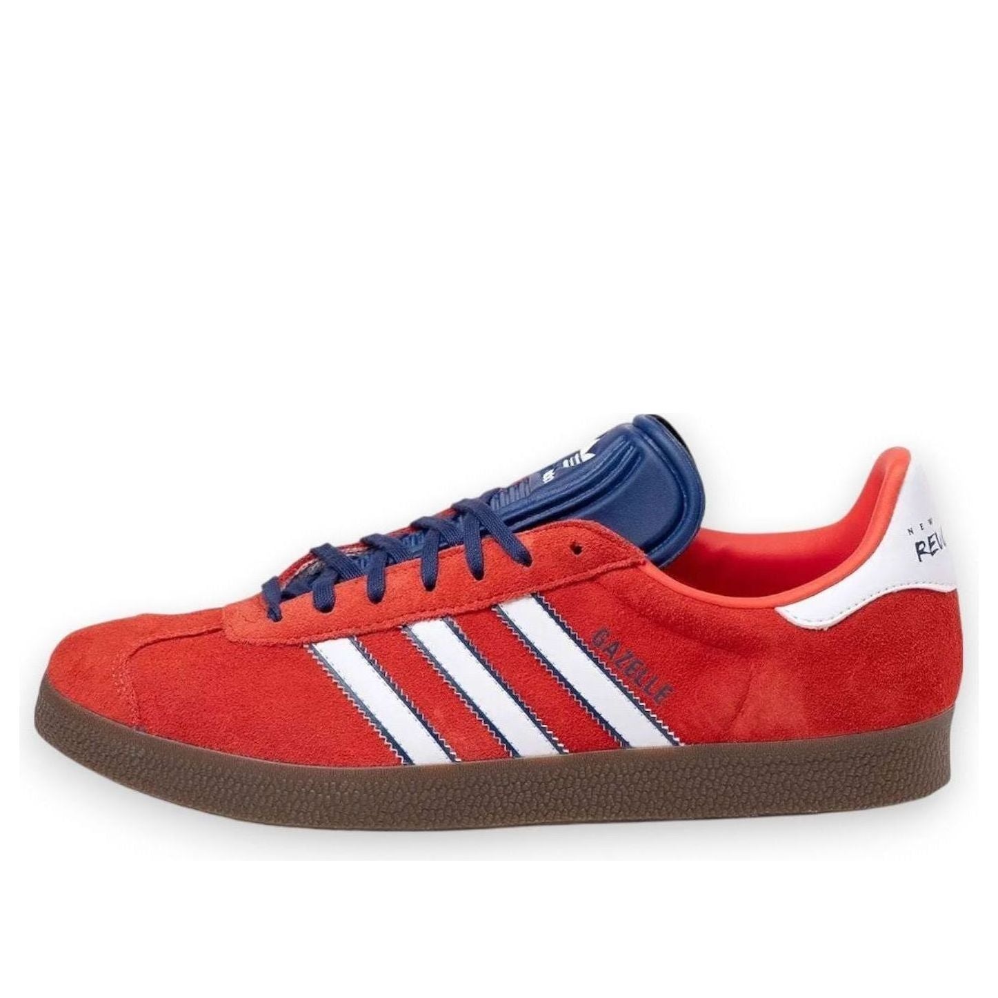 Кроссовки adidas x MLS Gazelle 'New England Revolution'
Кроссовки adidas x MLS Gazelle 'New England Revolution'