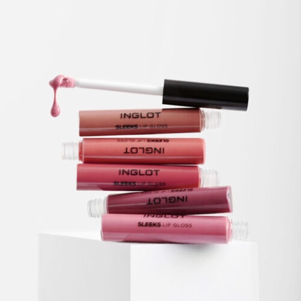 Помада Sleeks Gloss with Shea Butter and Mango Butter 6.5ml
Помада Sleeks Gloss with Shea Butter and Mango Butter 6.5ml