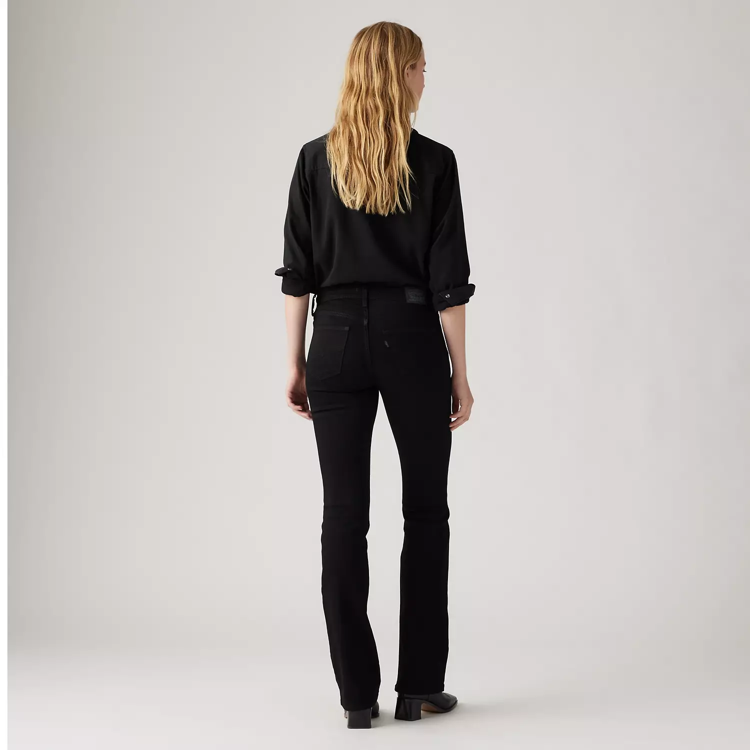 Джинсы женские Levi's, черный
Джинсы женские Levi's, черный