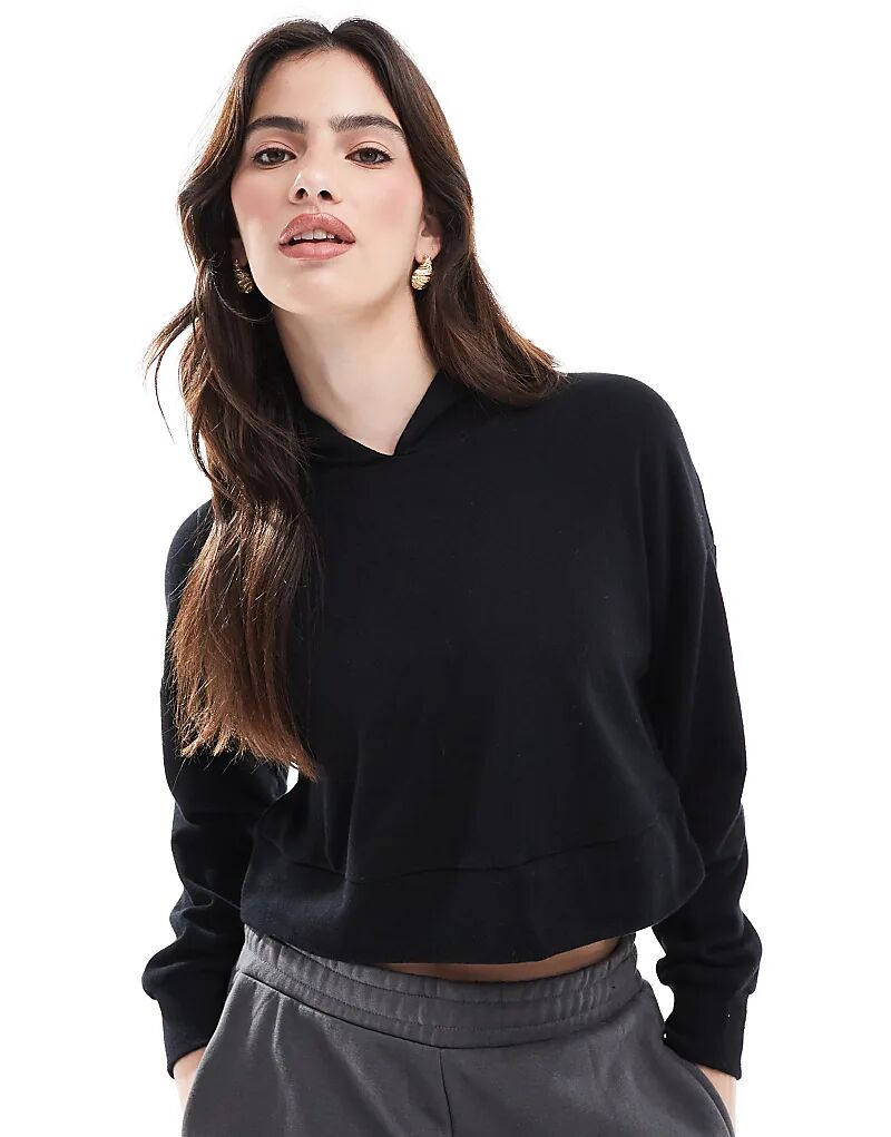 Укороченная толстовка с капюшоном из черного махрового полотна Agon
Укороченная толстовка с капюшоном из черного махрового полотна Agon