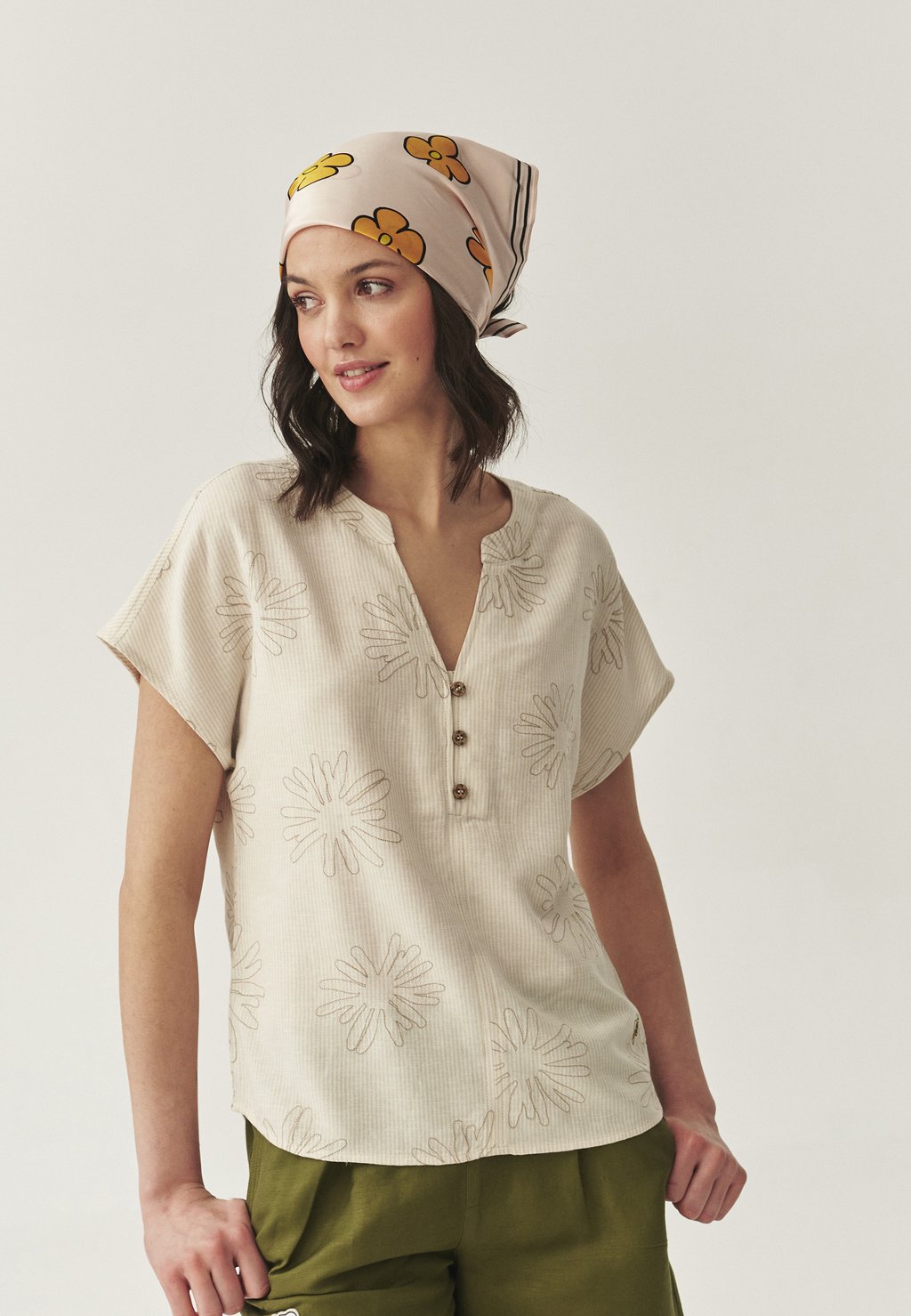 Блуза SARITA TATUUM, кремовый
Блуза SARITA TATUUM, кремовый