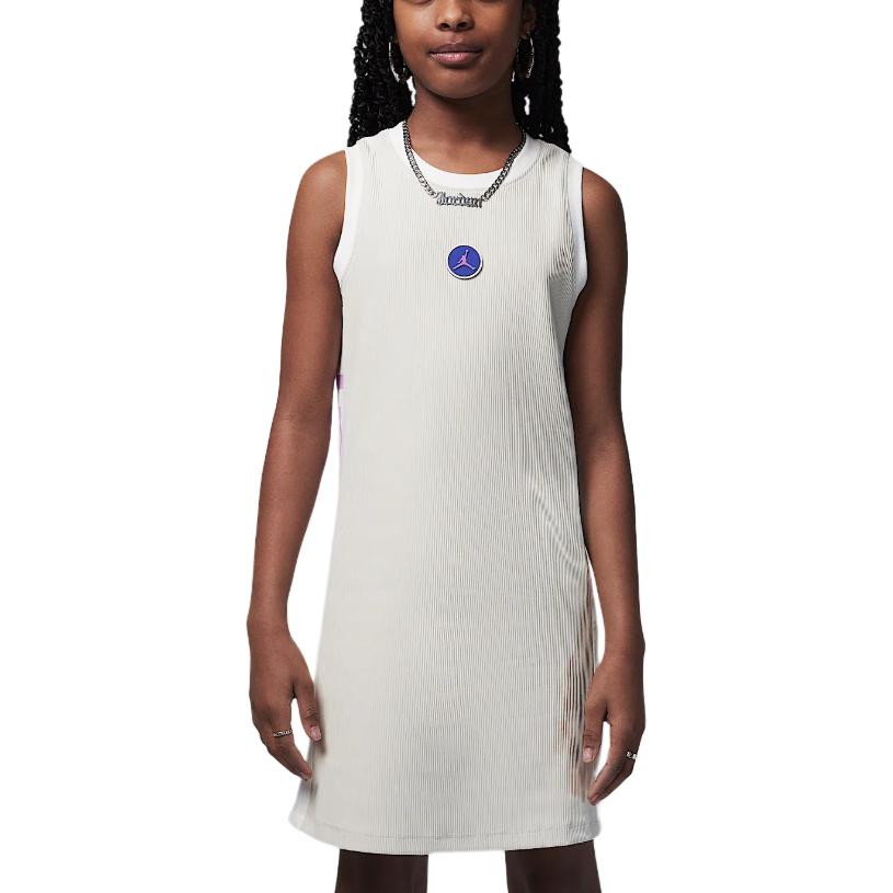 Платье Flight Light Earth Umber детское Jordan, светло- коричневый
Платье Flight Light Earth Umber детское Jordan, светло- коричневый