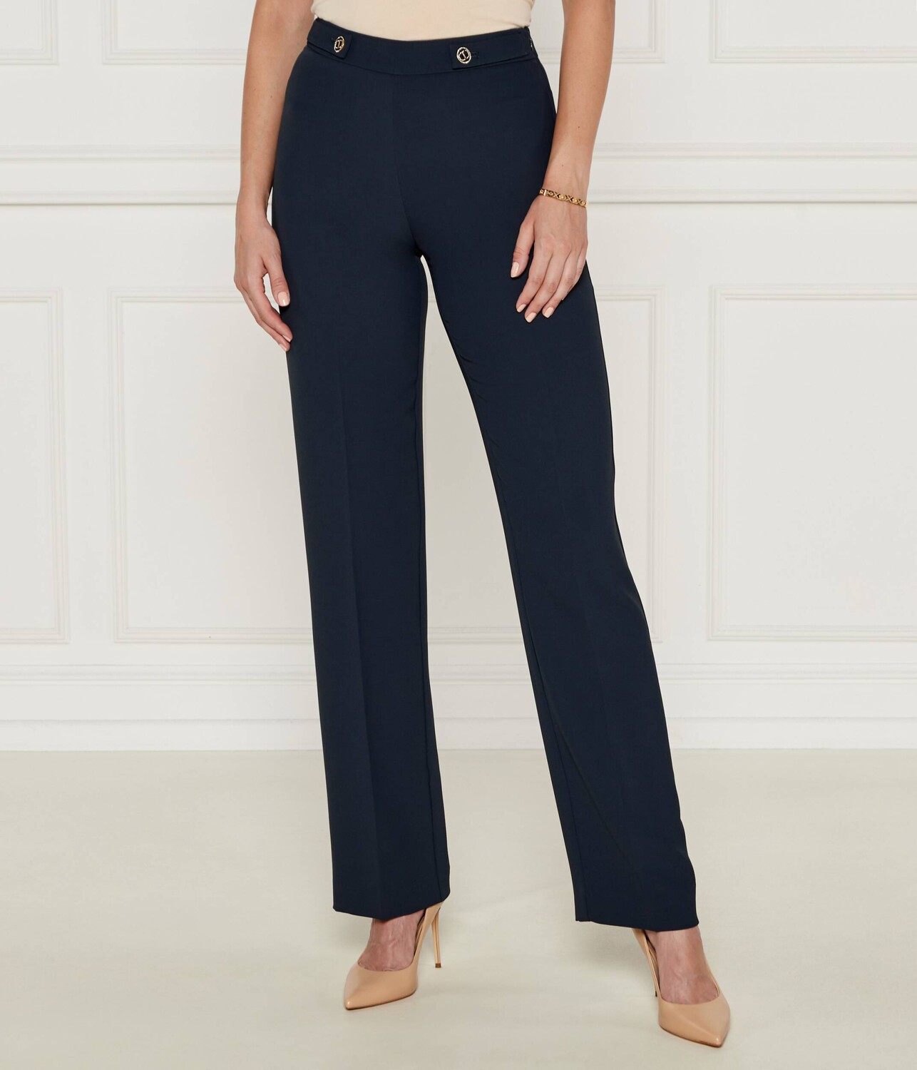 Брюки TWINSET Regular Fit, темно-синий
Брюки TWINSET Regular Fit, темно-синий